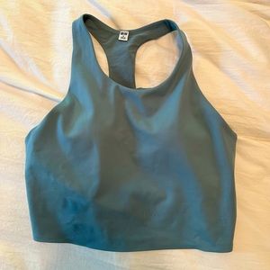 Seamless padded tank top